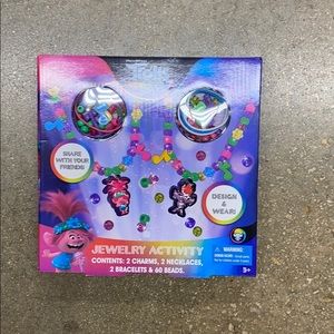 Trolls jewelry set